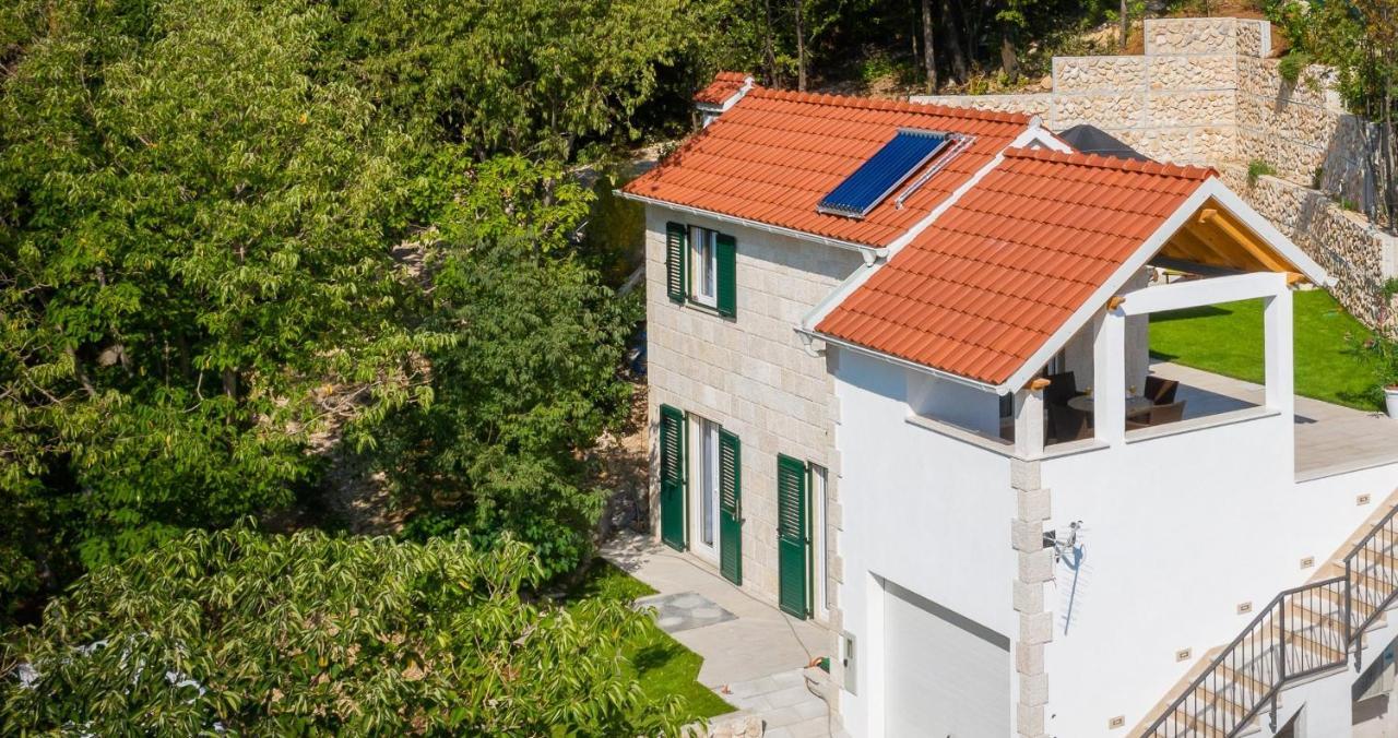 Villa Leoma With Heated Pool Marusici  Exterior foto