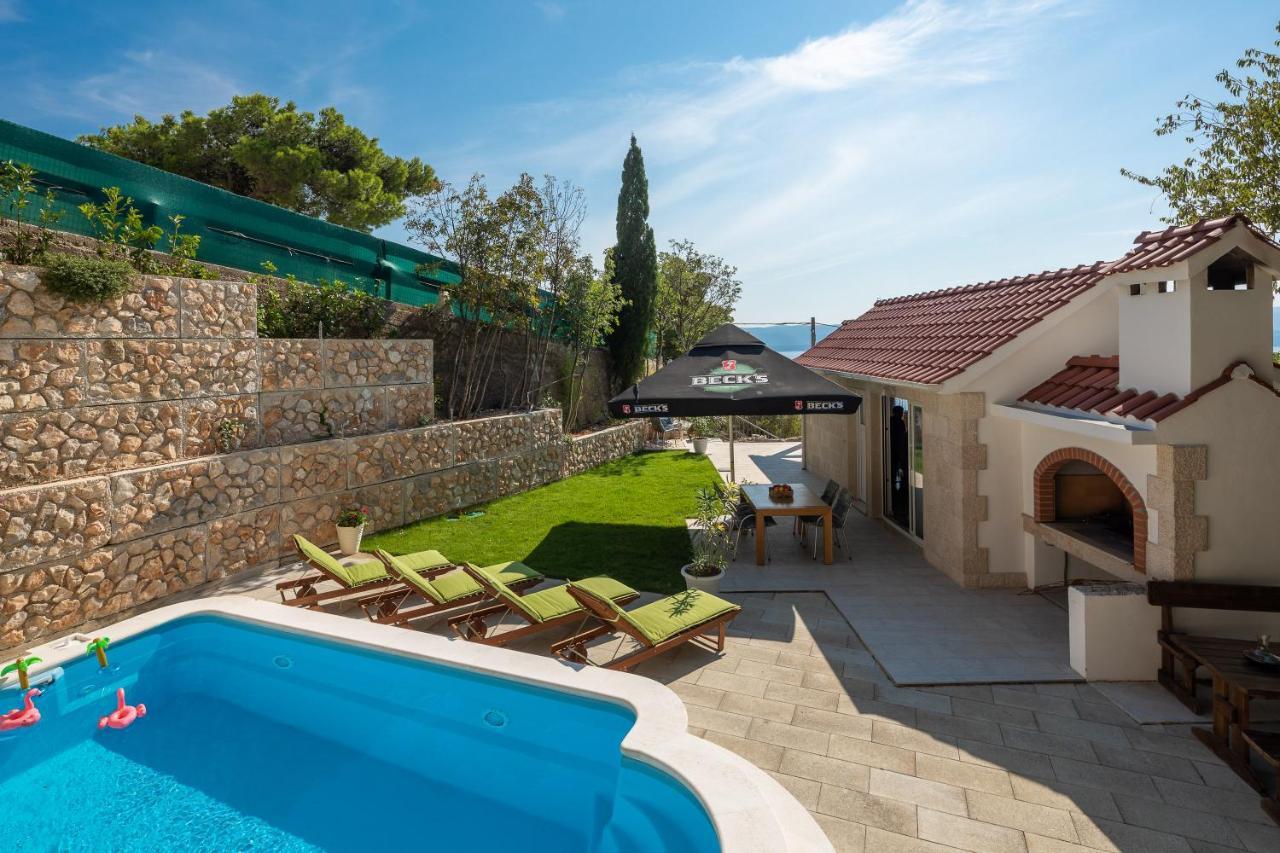 Villa Leoma With Heated Pool Marusici  Exterior foto
