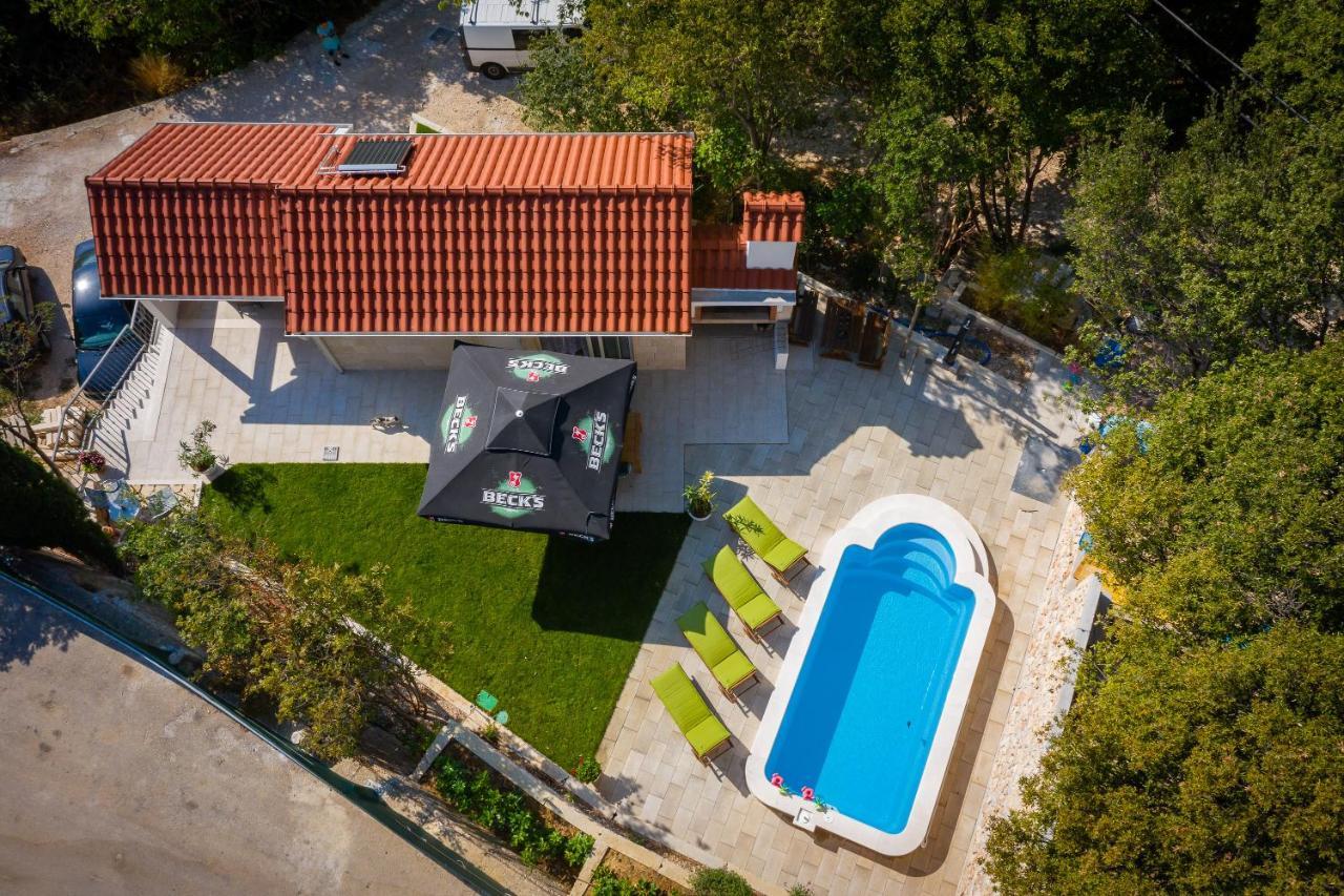 Villa Leoma With Heated Pool Marusici  Exterior foto